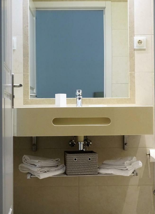 Bowen, Luxury Suites 拉哥斯 外观 照片
